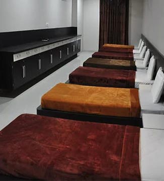 4 Size Bed Room
